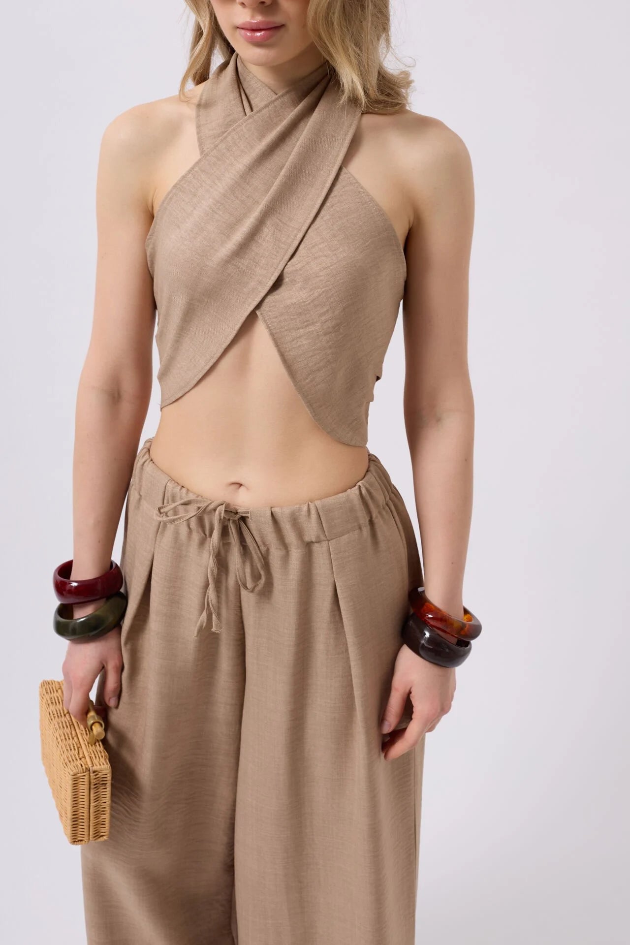 Çapraz Bağlamalı Keten Vizon Crop